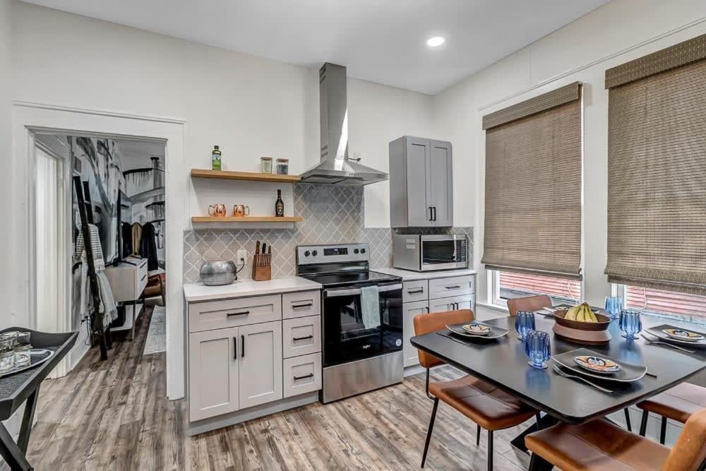 Contemporary Apartment - 5 Min To Tiaa Bank Field! Jacksonville Ngoại thất bức ảnh